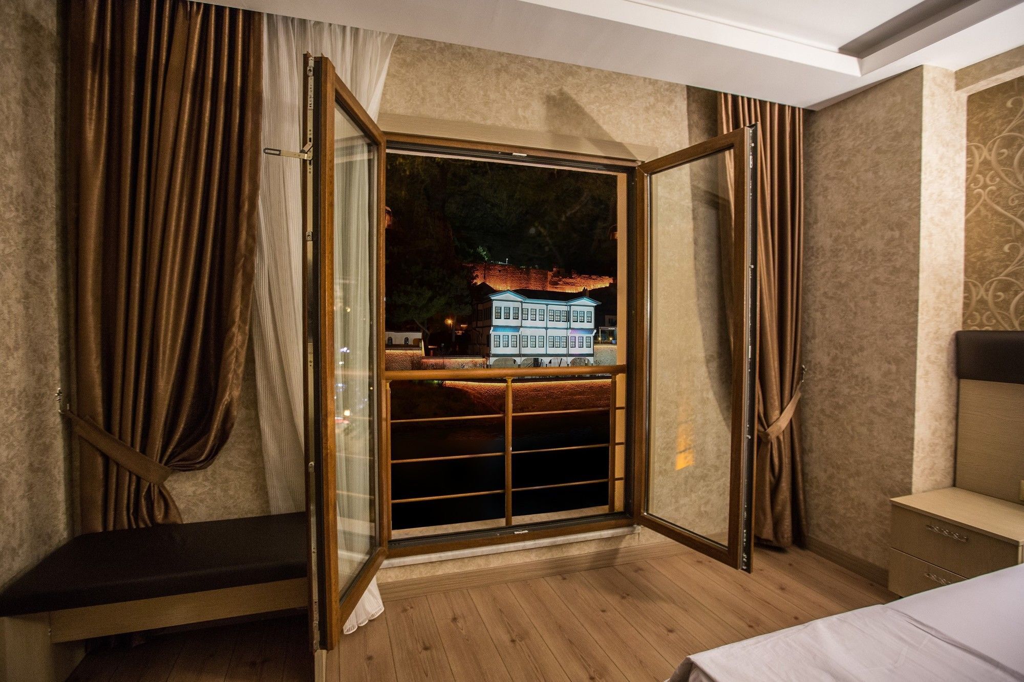 אמסיה Payidar Hotel מראה חיצוני תמונה